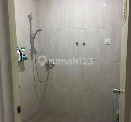 Rumah 2 Lantai Luas 140m2 Type 4+1KT di Grogol Petamburan Jakarta Barat 2