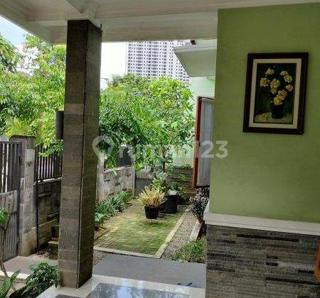  Rumah Bagus Terawat Luas Tanah 324 Meter di Galaxy 2