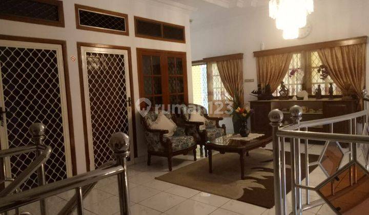 Rumah bagus di hook, Komplek Rawamangun, Jakarta Timur 2