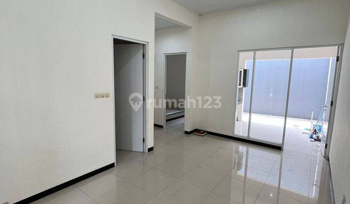 Rumah Semi Furnished Di Taman Kopo Indah 5 Bandung 2