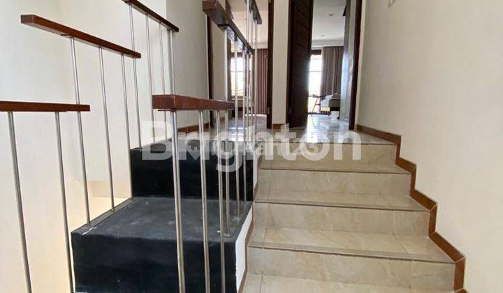 RUMAH 2 LANTAI FURNISHED DALAM CLUSTER AREA ROYAL GARDEN RESIDENCE  NUSA DUA 2