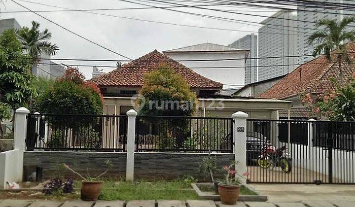  Flash Sale! Rumah di Cikini! Lokasi Sangat Strategis!  1