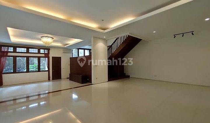 Rumah Serasa Villa Dengan Privet Pool  Kemang Jakarta Selatan  2