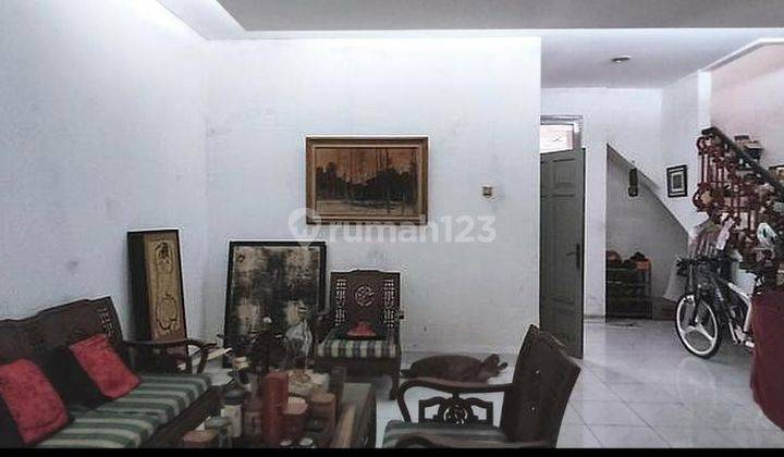 Rumah Dijual di Taman Kedoya permai Jakarta Barat 1