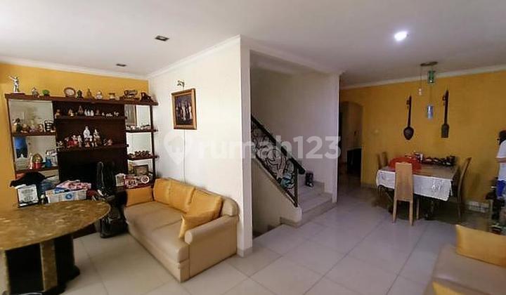 Rumah Kenari Golf Furnished Pantai Indah Kapuk Jakarta Utara