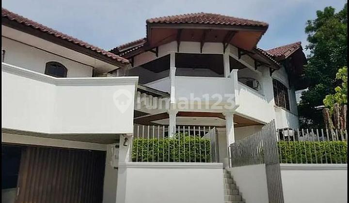 Flash Sale! BU dan Murmer! Rumah di Kemang, Jak-Sel!