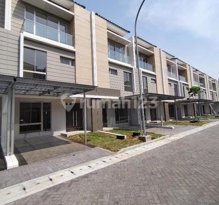 Rumah Golf Island Ukuran 6x12,5 PIK Pantai Indah Kapuk Jakarta Utara Rumah Golf Island Ukuran 6x12,5 PIK Pantai Indah Kapuk Jakarta Utara