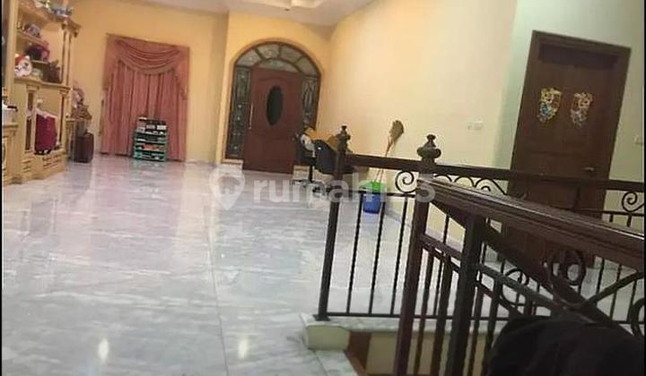 Flash Sale! BU dan Murah! Rumah di Kelapa Gading!