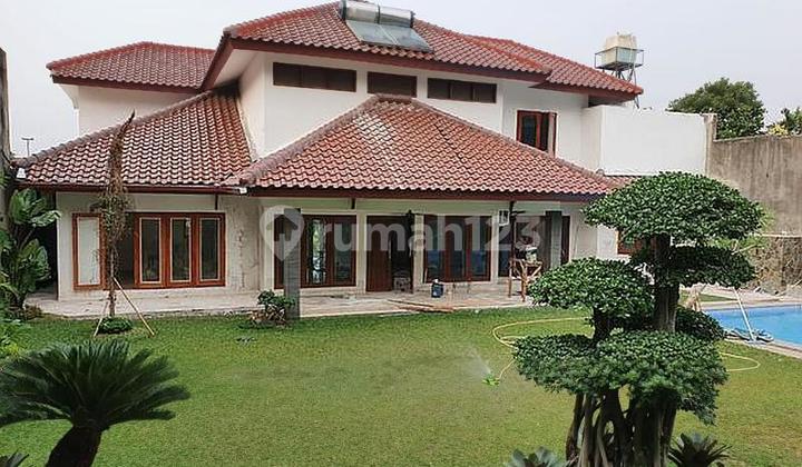 Rumah Mewah Baru Renovasi Total, Dalam Komplek Di Ampera