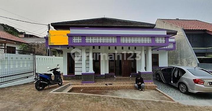 Segera Rumah Asri, Lingkungan Tenang, Dekat Tol Kukusan Depok Segera Rumah Asri, Lingkungan Tenang, Dekat Tol Kukusan Depok