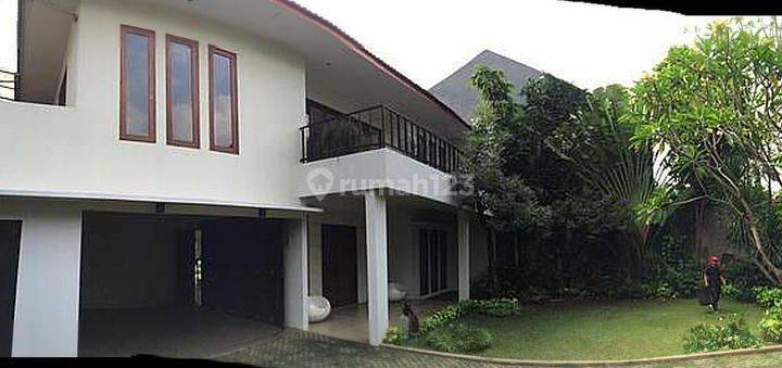 Rumah Bagus Siap Huni di Ampera, Harga masih Nego 1