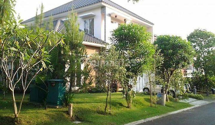 Rumah The Green - Cluster Blossom - Bsd*  Spesifikasi Rumah :  - Lt/ Lb = 340 M2 / 340         M2 - Surat Ppjb ( Ada Imb ), Siap Ajb - Lokasi Rumah Di Hoek Banci ( Ada Kelebihan Tanah Yg Hanya Bisa Dirawat Utk Dijadikan Taman + 30 M2 ) - Hadap  2