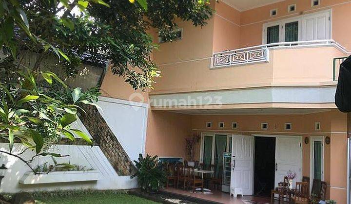 Rumah Mewah Fully Furnished Lokasi strategis Di Bogor Baru 2