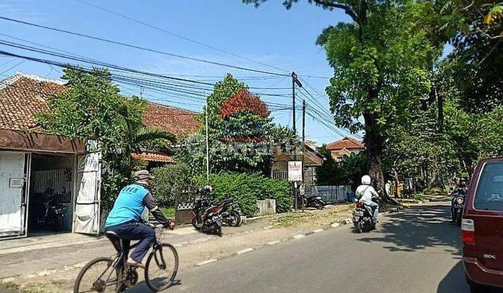 Rumah Strategis Di Jalan Cianjur Bandung Tengah Kota 1