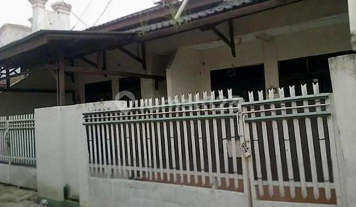 Rumah di Tebet Barat, Akses Jalan 1 Mobil, Hitung Tanah