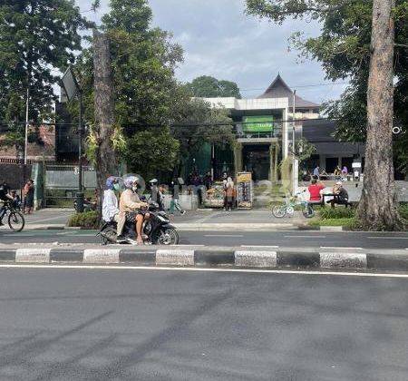 Sangat murah !! rumah hitung tanah mainroad dago 1