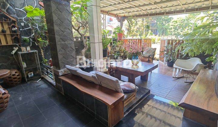 Rumah Cantik nan Asri di taman Vanda 2