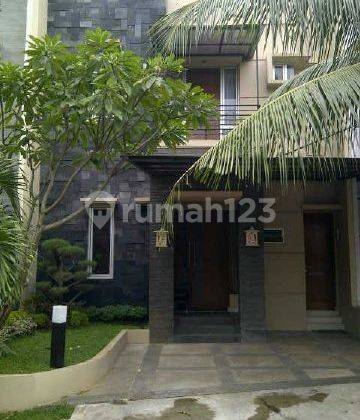 Rumah Bagus Siap Huni, Full Furnish 1