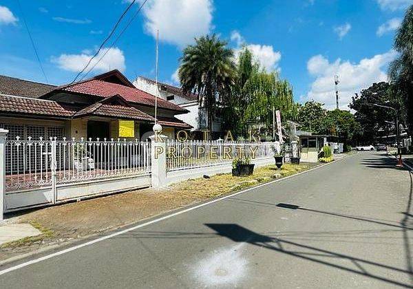 Rumah Old Money 2 Lantai Dalam Komplek Di Menteng 1