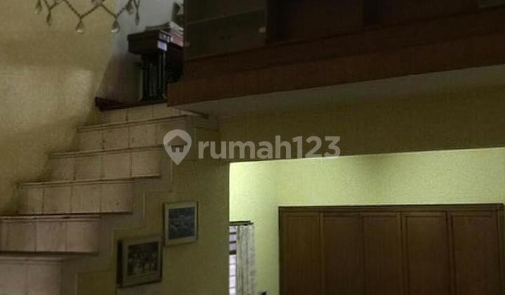 Untuk Rumah @ Tulodong - Sudirman CBD - Kebayoran Baru  

For House @ Tulodong - Sudirman CBD - Kebayoran Baru 2