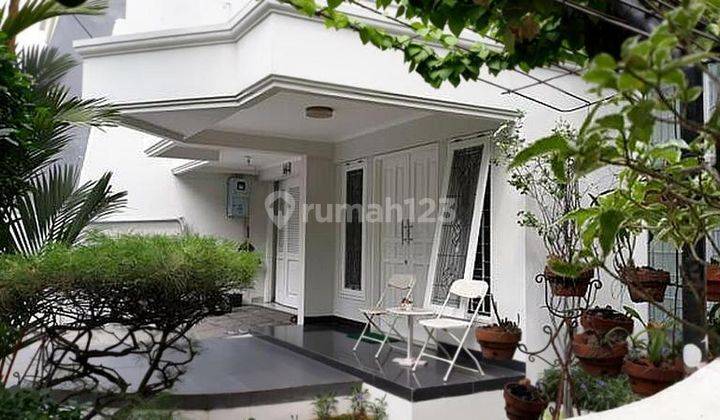 Rumah Bagus Terawat Green Garden Kedoya Jakarta Barat 1