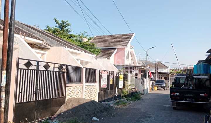RUMAH MEDOKAN AYU NEW GRESS RUMAH MEDOKAN AYU NEW GRESS