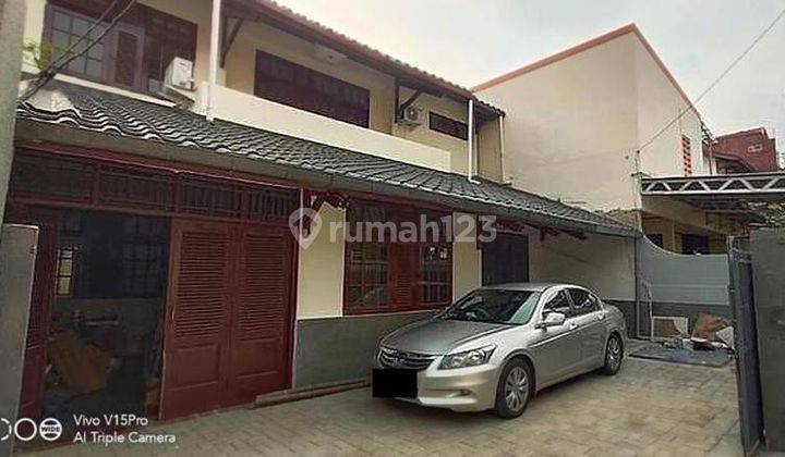 Disewakan Rumah Bagus Di Kebayoran Baru, Lokasi Strategis, Dekat MRT 1