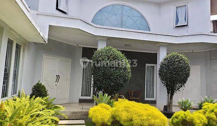 Rumah Mewah di Bintaro Jaya Sektor 3 pinggir jalan  dalam Cluster 1