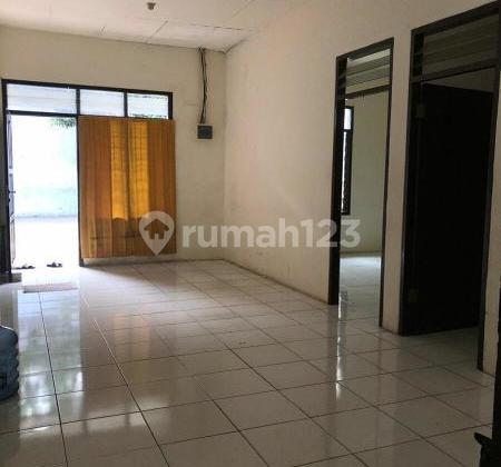 Dijual Rumah Shm Radio Dalam Kebayoran Baru, Strategis.