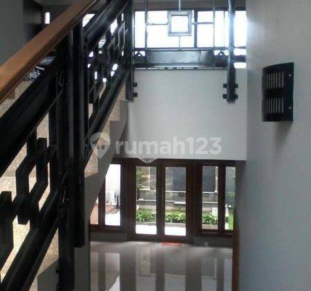 Rumah mewah  dalam komplek Elite di Pondok kelapa Jakarta Timur 2