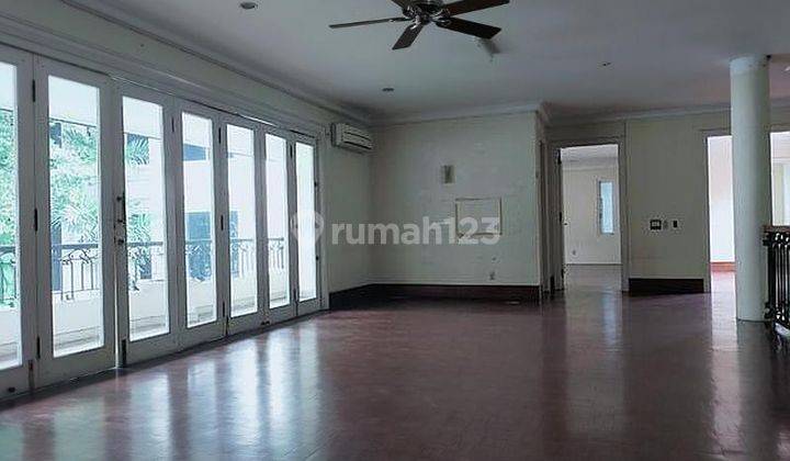 Rumah Prime Location, SHM di Menteng, Jalan Teuku Umar Dijual  2