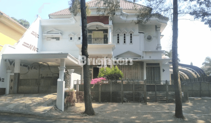 Rumah Mewah 2 Lantai, Kawasan Exclusive Riverside Malang 2