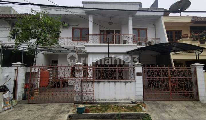 Rumah 2 Lantai di Janur Elok, Kelapa Gading 