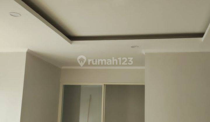 Rumah Baru, Gress, Royal Residence 2