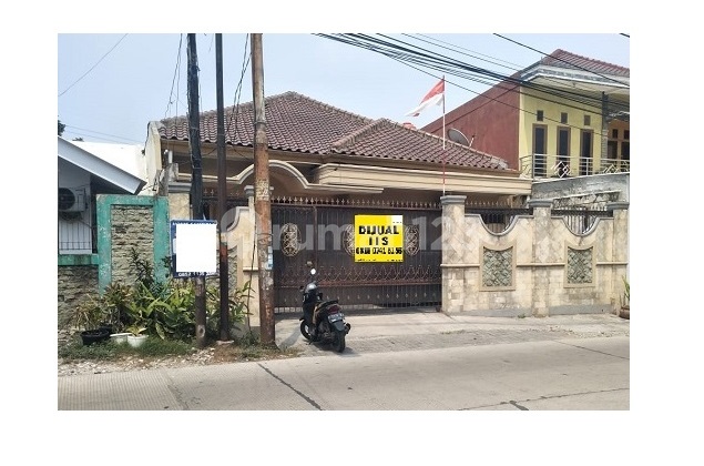 rumah di JL. Empu Tantular Raya Perum karawaci Tangerang rumah di JL. Empu Tantular Raya Perum karawaci Tangerang