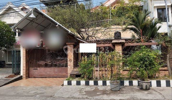 Rumah Jln Nginden Intan Barat Strategis 2 Lantai Terawat  1