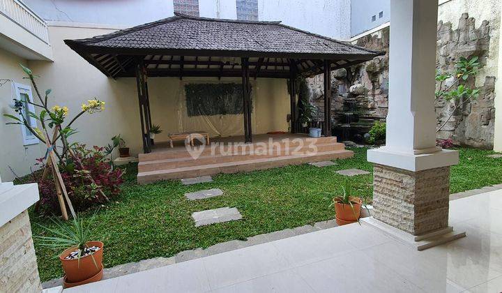 JUAL NEGO RUMAH CANTIK KOTA BARU PARAHYANGAN FULLY FURNISHED 1