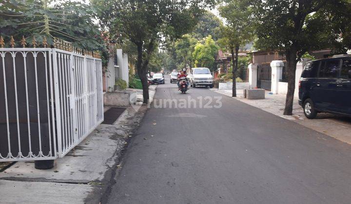 Rumah Bagus Jalan 2 Mobil Di Utan Kayu Jakarta Timur 2