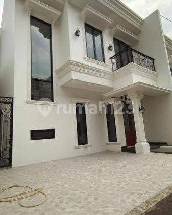 Rumah Mewah 2,5 Lantai dlm Cluster Jatiwaringin Bekasi Kota 2