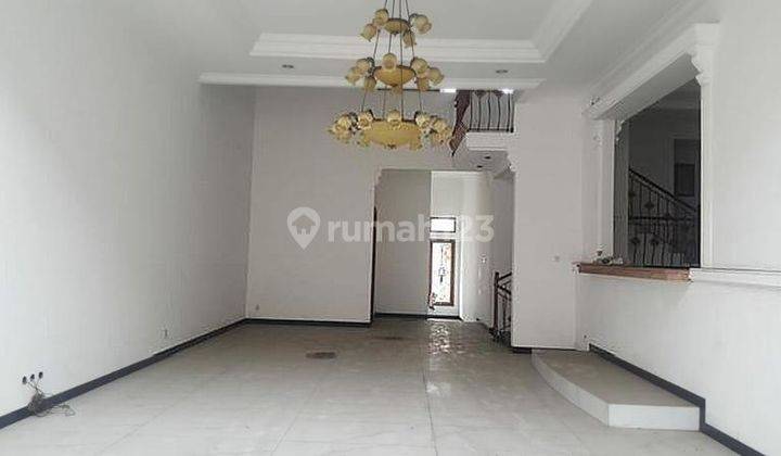 Rumah Mewah Di Permata Buana Jakarta Barat. Harga Murah  2