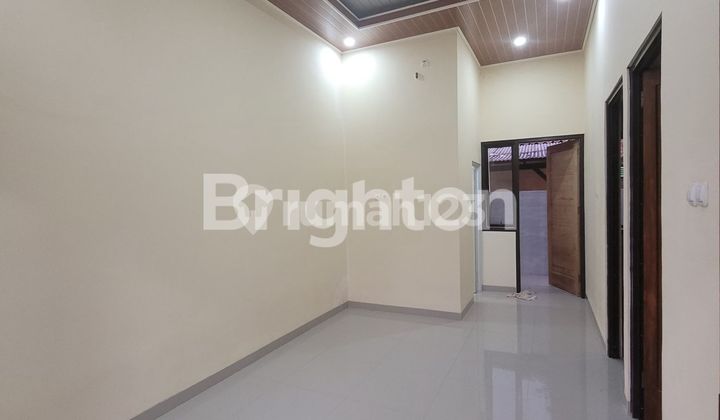 Ready-to-Live House in Depok Cimanggis, Flood-Free, Car Accessible. 2