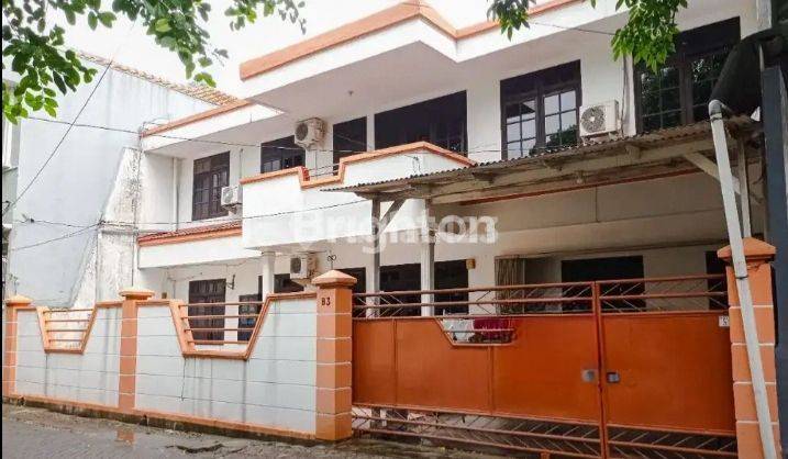 CEPAT‼️ Rumah Kost dan Furnishnya SIWALANKERTO depan Kampus PETRA 1