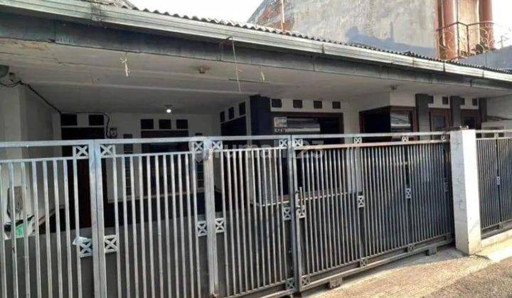 Rumah Lokasi Strategis Di Daerah Tebet Jakarta Selatan 1