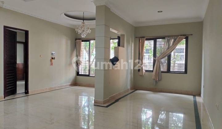 DI  - Rumah Mewah dan Nyaman di Cengkareng 2