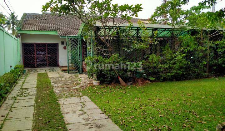 Rumah lama layak huni di Cipayung Tangerang selatan 1