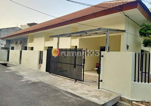 Rumah Hook Baru Renovasi Luas 165m2 Dalam Komplek Di Tomang Jakarta Barat 1