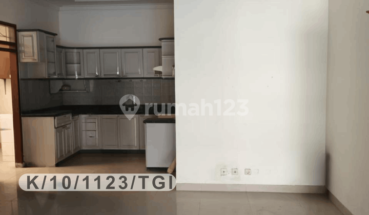 Rumah Bersih Estetik Di Taman Kopo Indah 1 Bandung