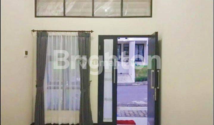 RUMAH CANTIK MURAH MODERN DEKAT CLUBHOUSE & KOLAM RENANG STRATEGIS DEKAT EXIT TOL KOTA MLG 2