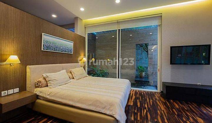 Rumah atau rumah mewah furnished TAMAN GOLF KARAWACI Tangerang Banten 2