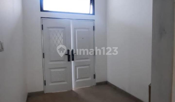 Rumah Brand New Kavling DKI. Meruya Utara. Jakarta Barat.